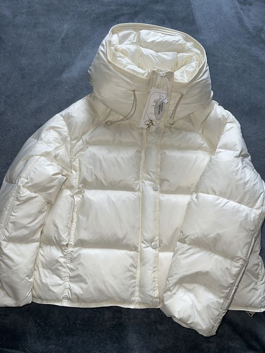 Пуховик пуфер жіночий