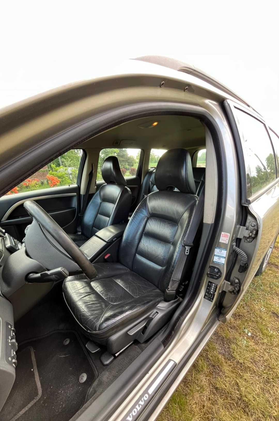 Volvo V70 uszkodzony