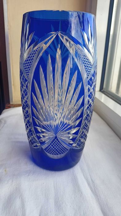 Wazon kryształowy lazurowany kobaltowy szlifowany Irena Inowrocław