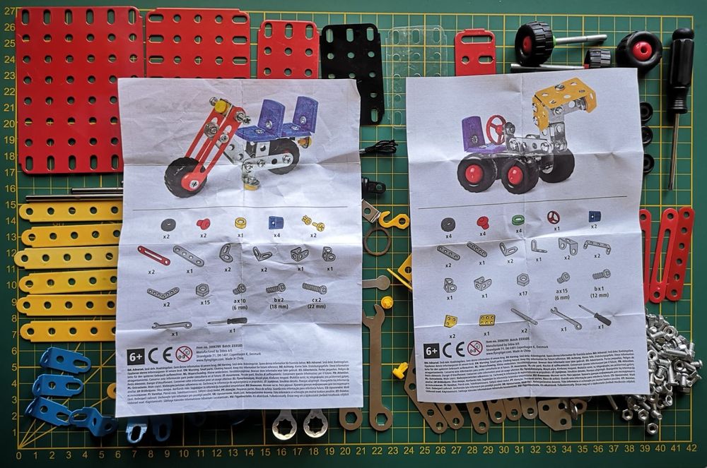 Zestaw konstrukcyjny metalowy do skręcania