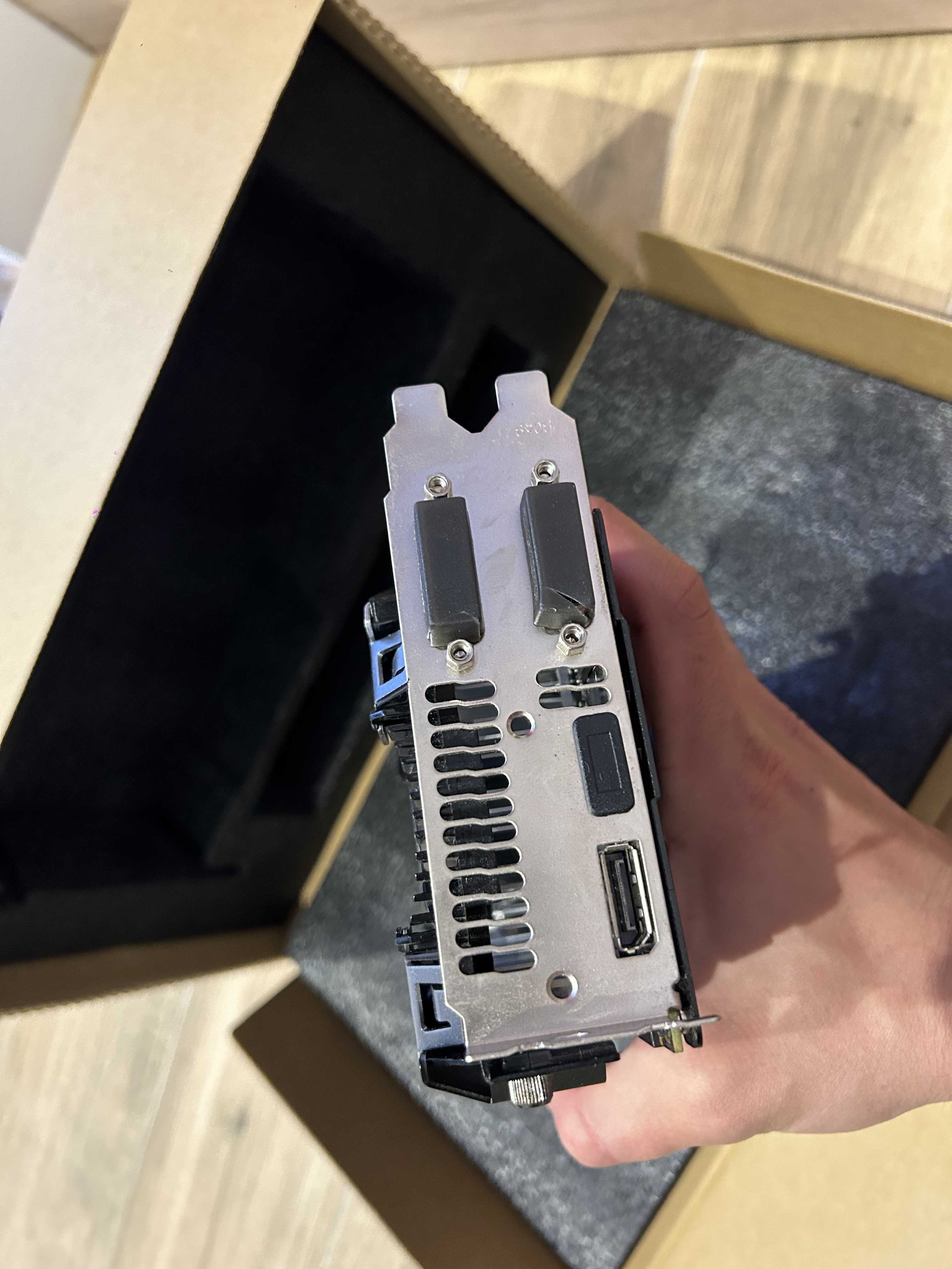 Ігрова відеокарта Colorful GeForce GTX 1060 X3 6GB GDDR5