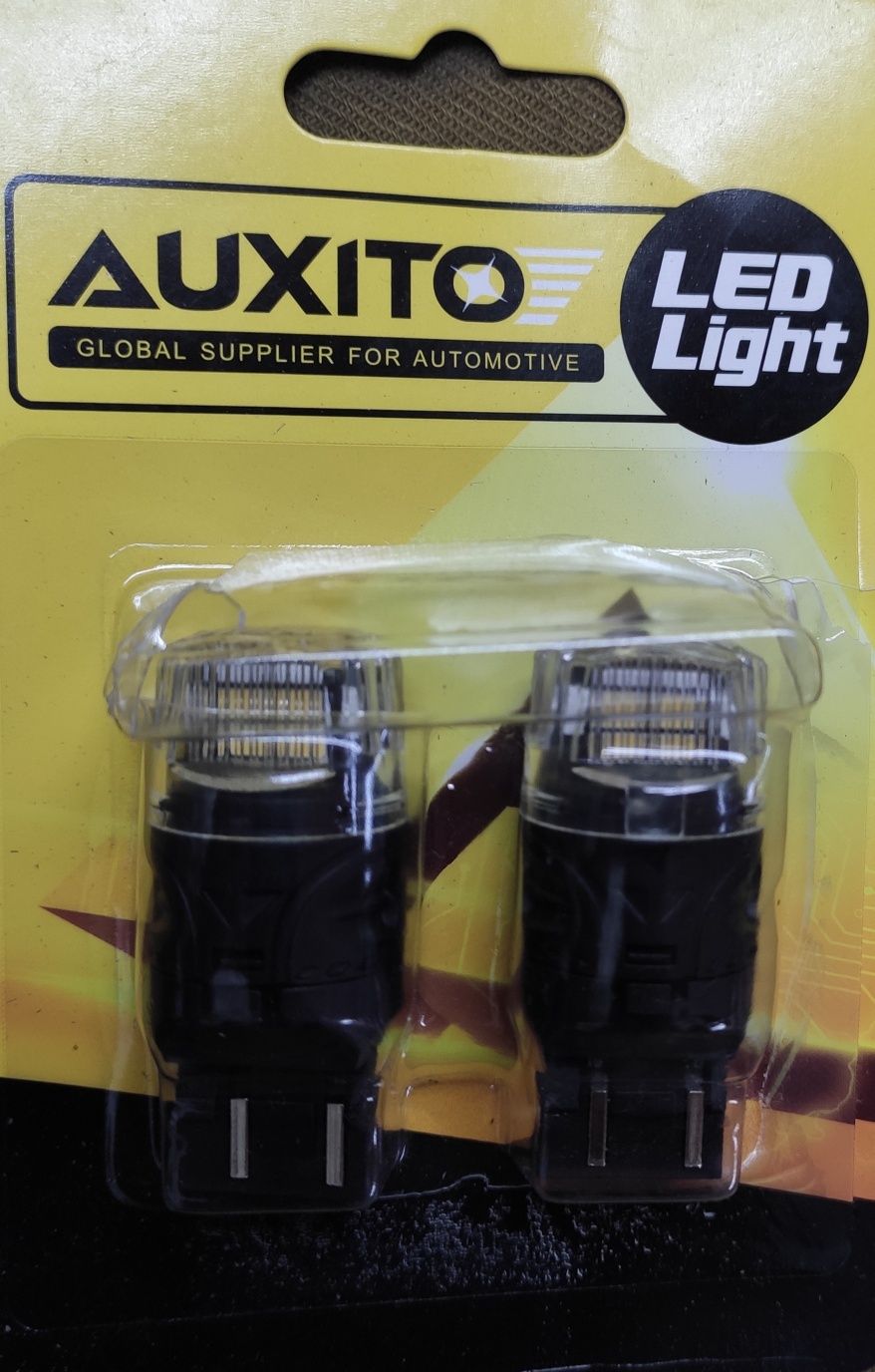 Led лампи AUXITO - габарит, стоп, задній ход, поворот