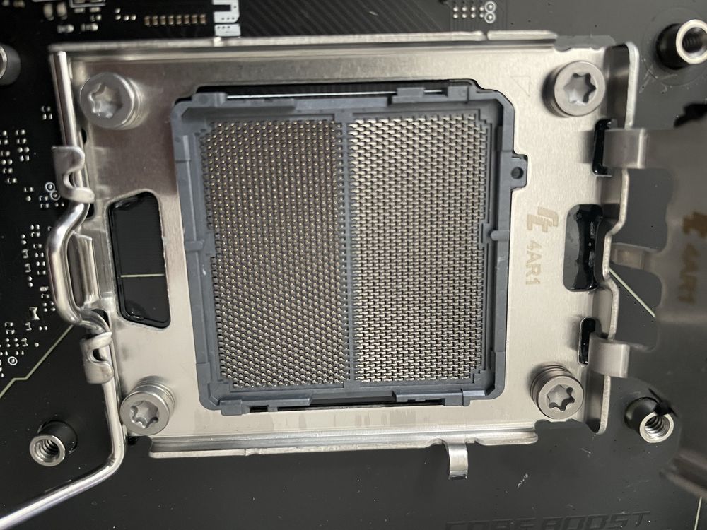 Płyta głowna msi b650 Tomahawk WiFi