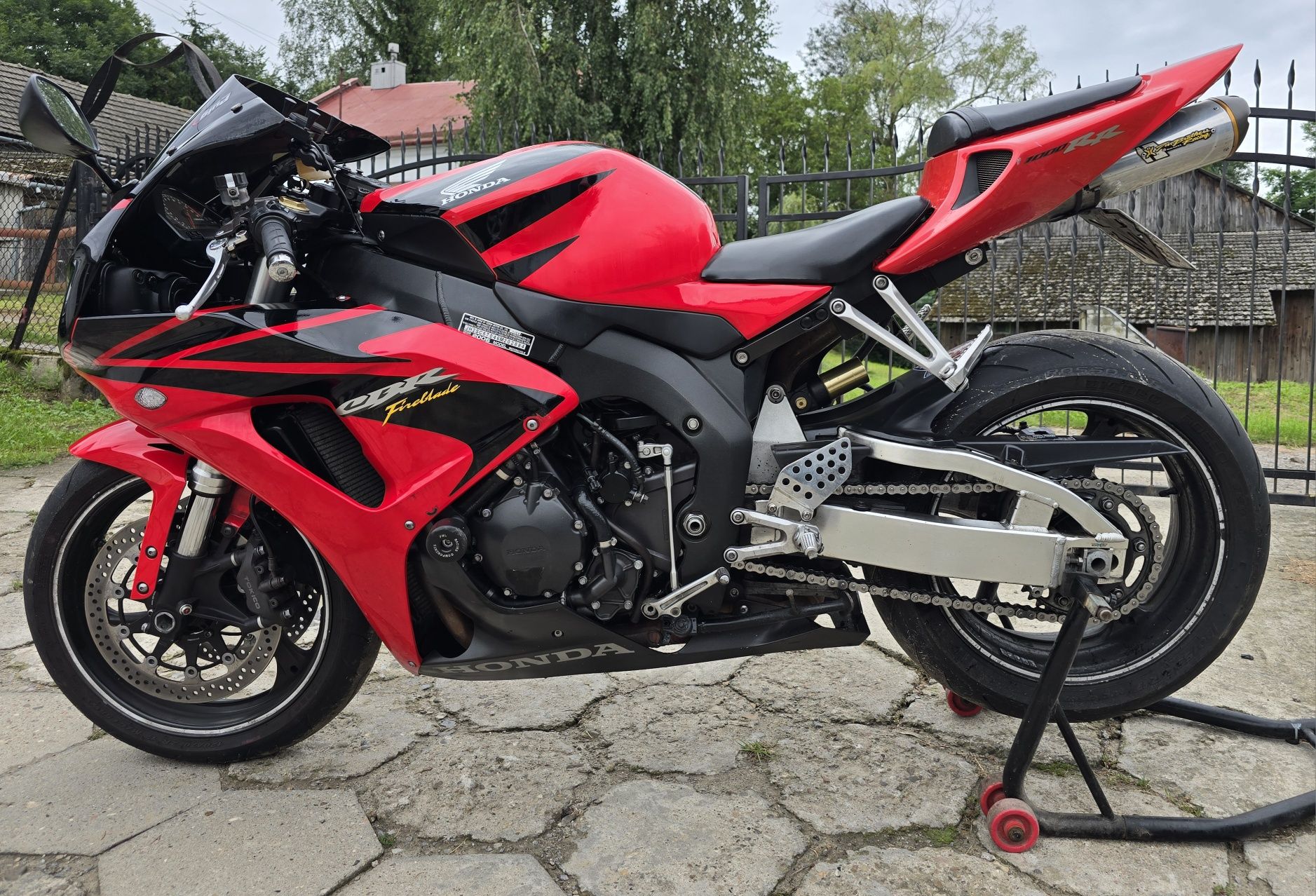 Honda CBR 1000RR SC57B lift (nie r1,gsxr,600rr)