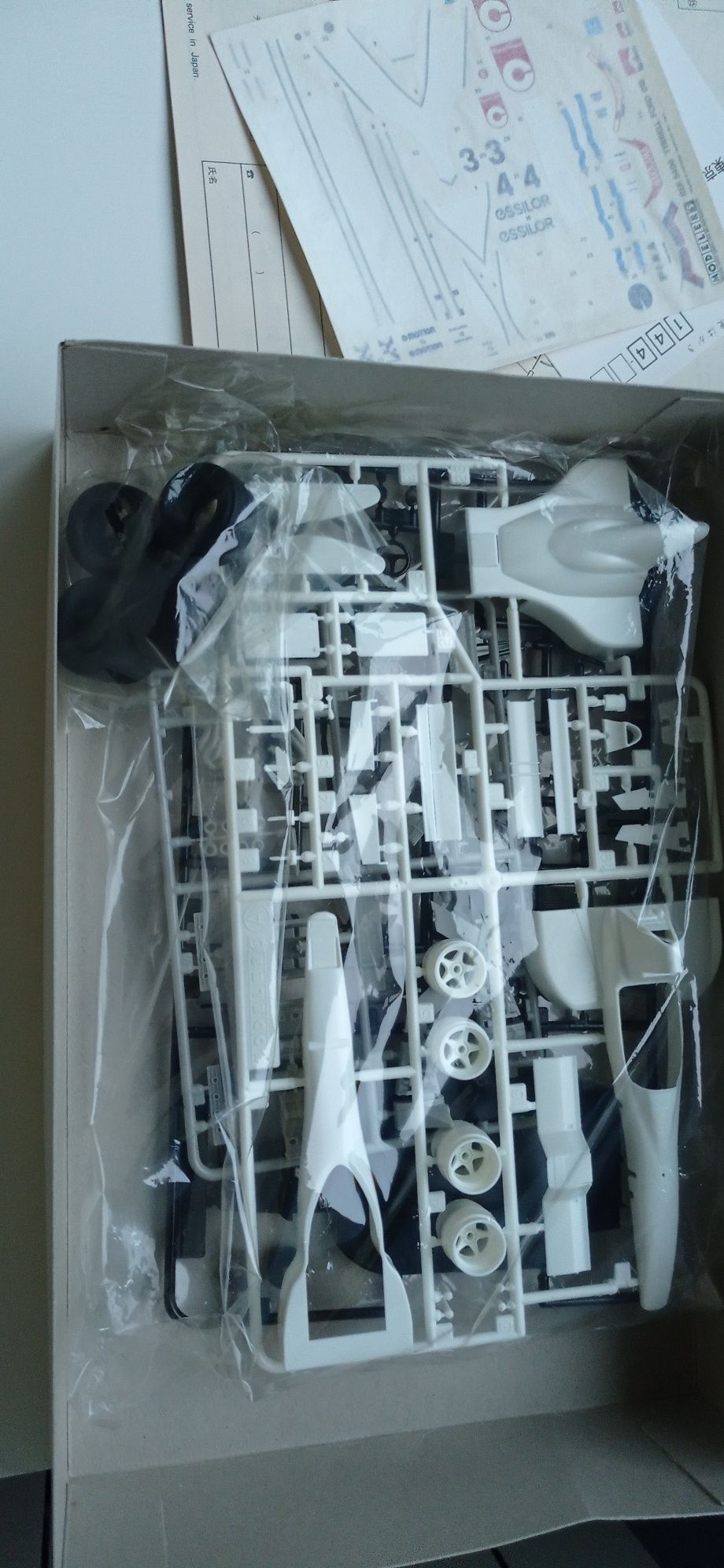 Tyrrell Ford 019 modelo kit escala 1:24 marca modeler's