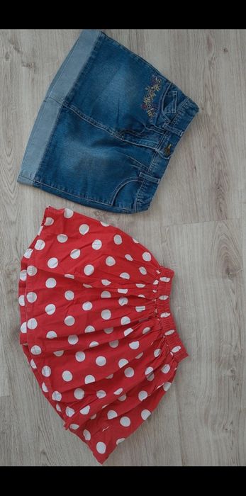 Paczka zestaw ubrań sukienka spódniczka koszulka 7 lat 122 116 leginsy