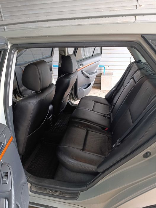 Toyota Avensis 2.4 АКПП