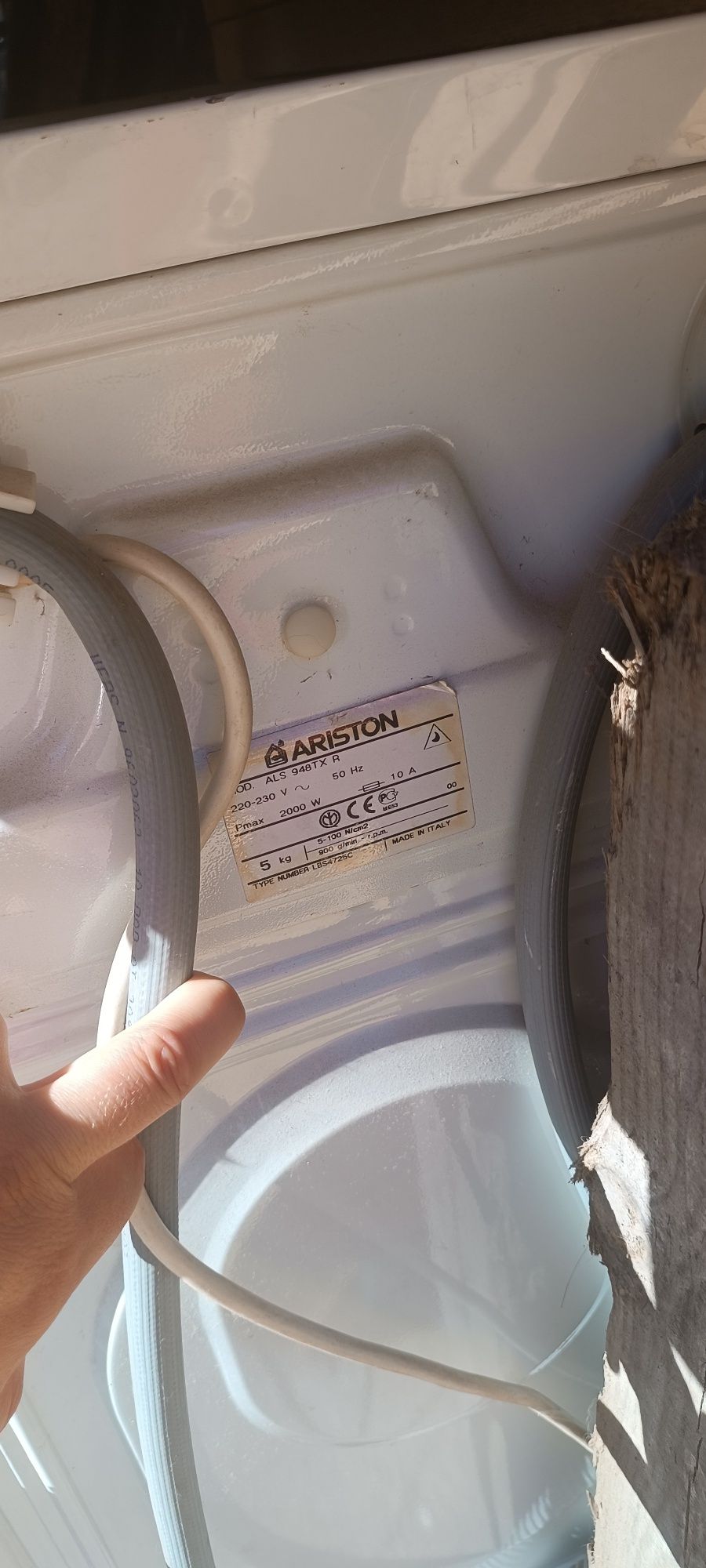 Продам на запчасти бытовую технику