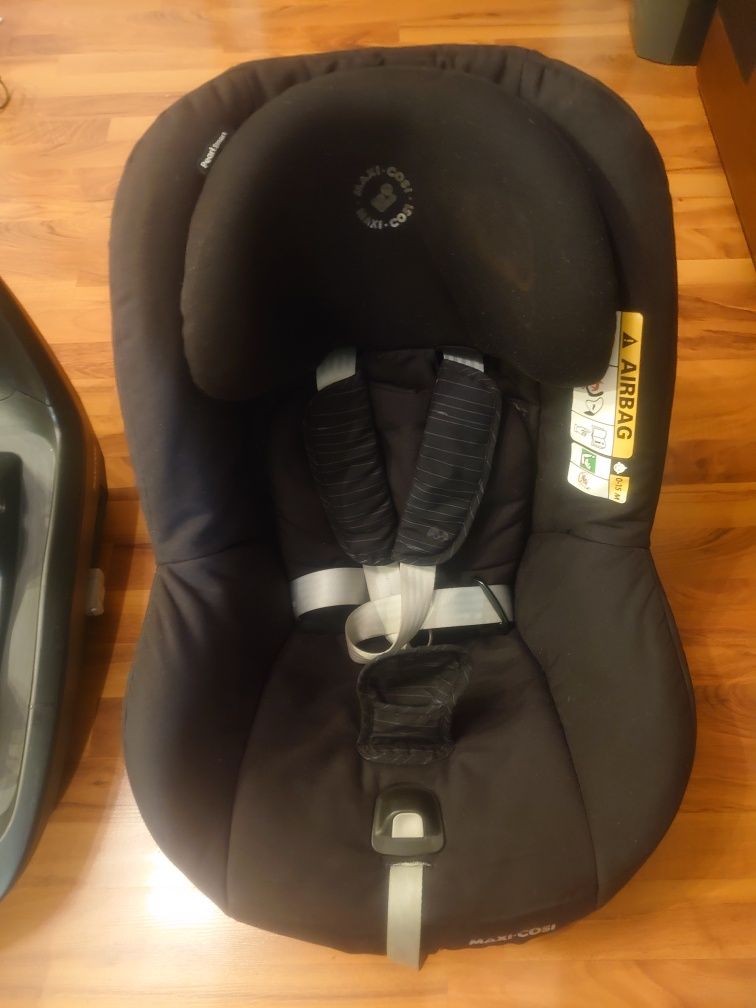 Fotelik Maxi-Cosi Pearl Smart + Baza FamilyFix One i-Size