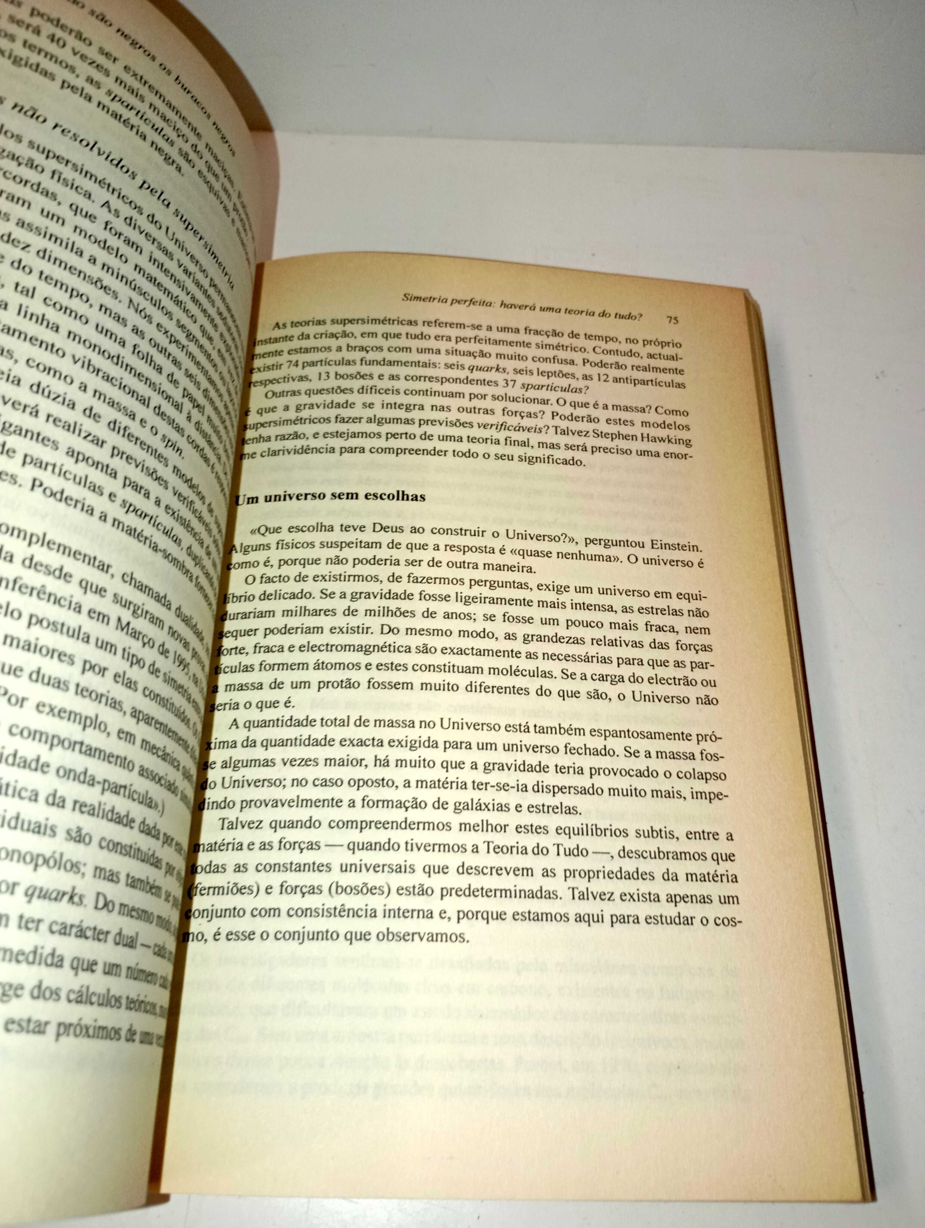 Por que não são negros os buracos negros?
