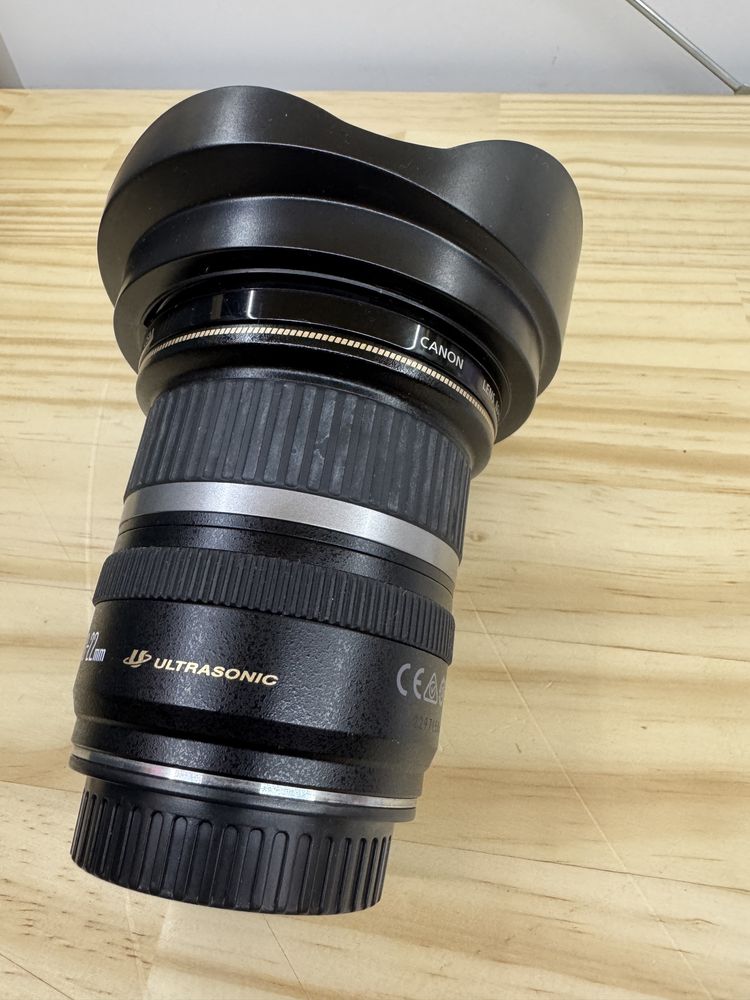 Objetiva Canon 10-22