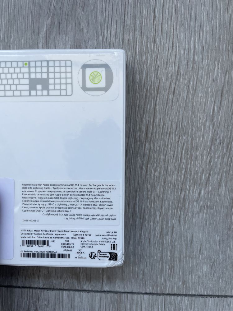 Apple Magic Keyboard With Touch ID NEW