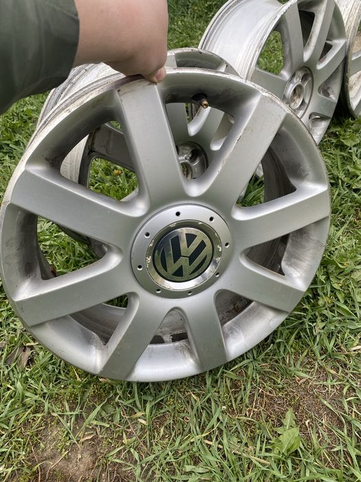 Продам титаны r17- 5х112