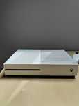 Xbox one + 2 pady + gry