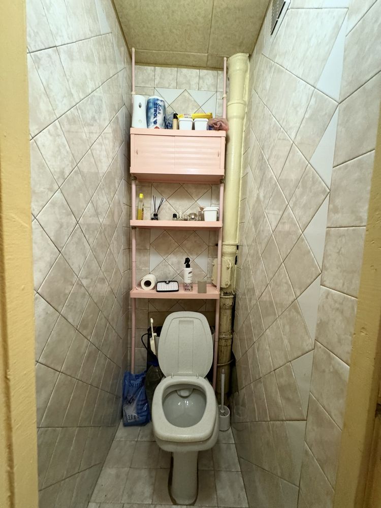 Трикімнатна для сім’ї! Воскресенка,Кибальчича. Всі кімнати роздільні.