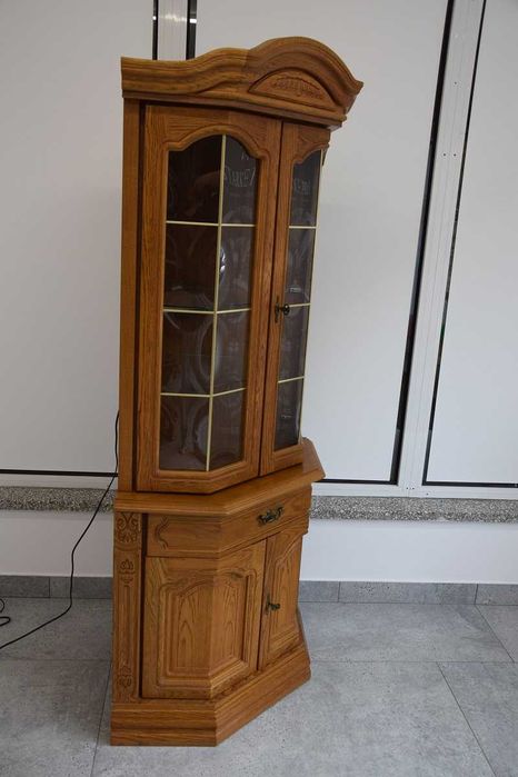 witryna narożna - jak nowa