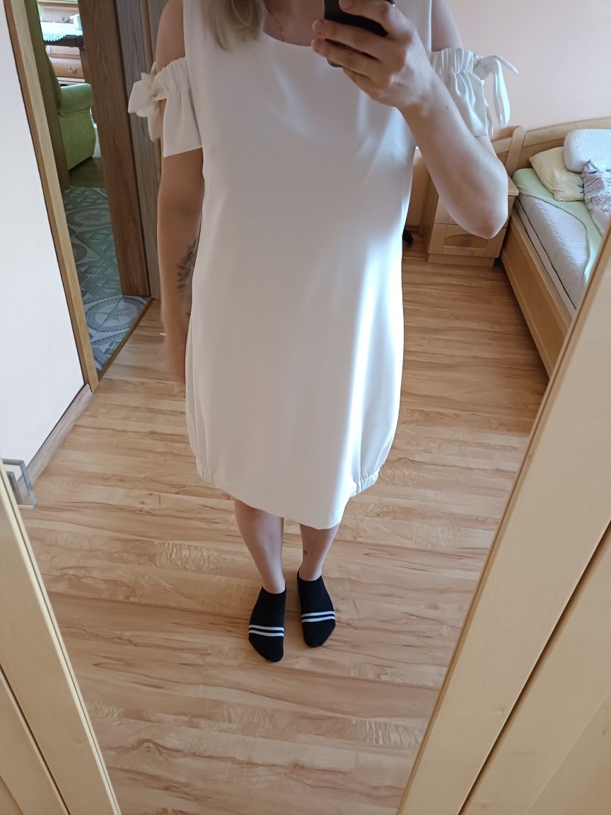 Sukienka firmy: Why Not