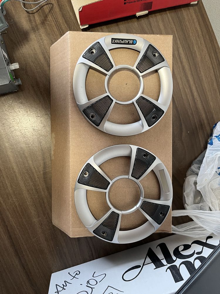 Colunas de carro da Blaupunkt