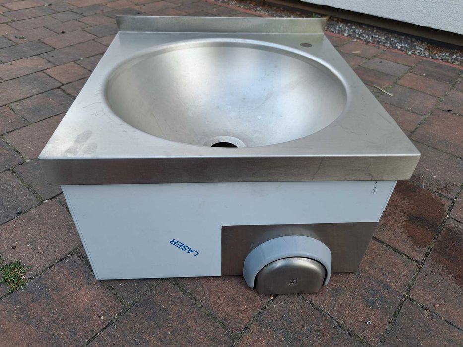 Zlewozmywak kolanowy