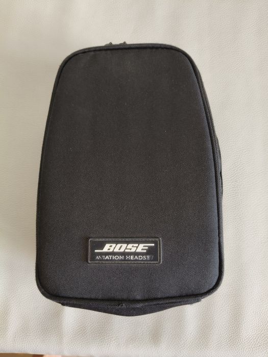 Bose A20 Aviation Headset/sem bluetooth Bluetooth)
Descrição:
Vendo Bo