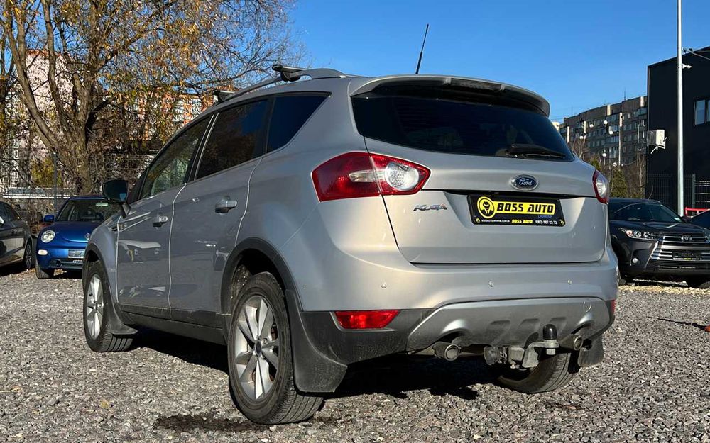 Ford Kuga 2012 рік