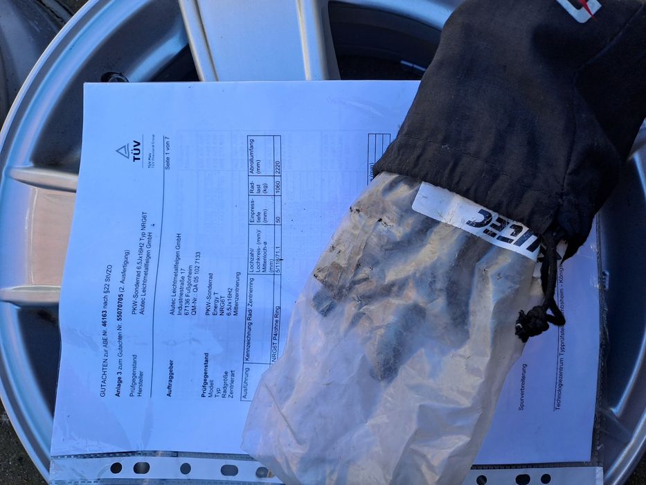 4szt Felgi Aluminiowe Alutec 16cali 5x118 Komplet Plus Śróby