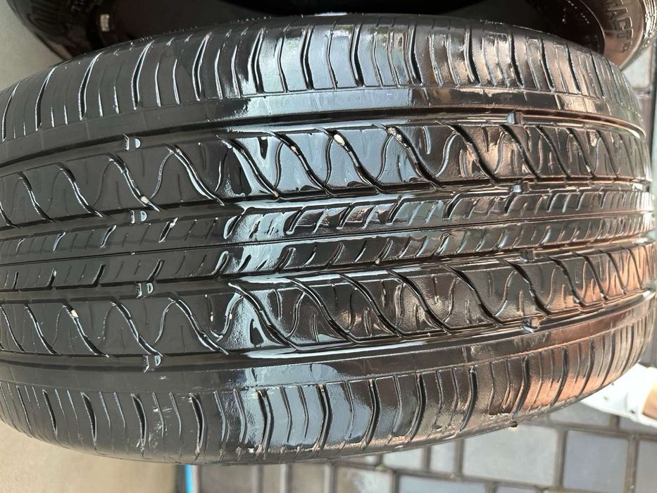 Продам шини с Tesla model Y2023 рік