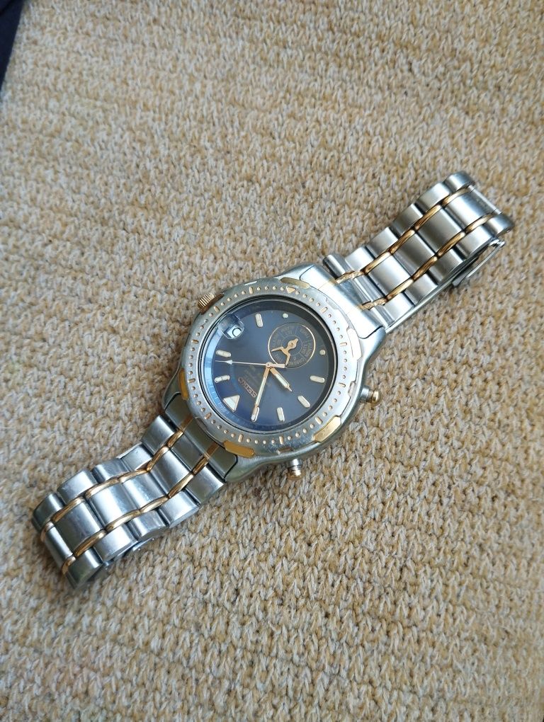 Zegarek Seiko 6M25-6000