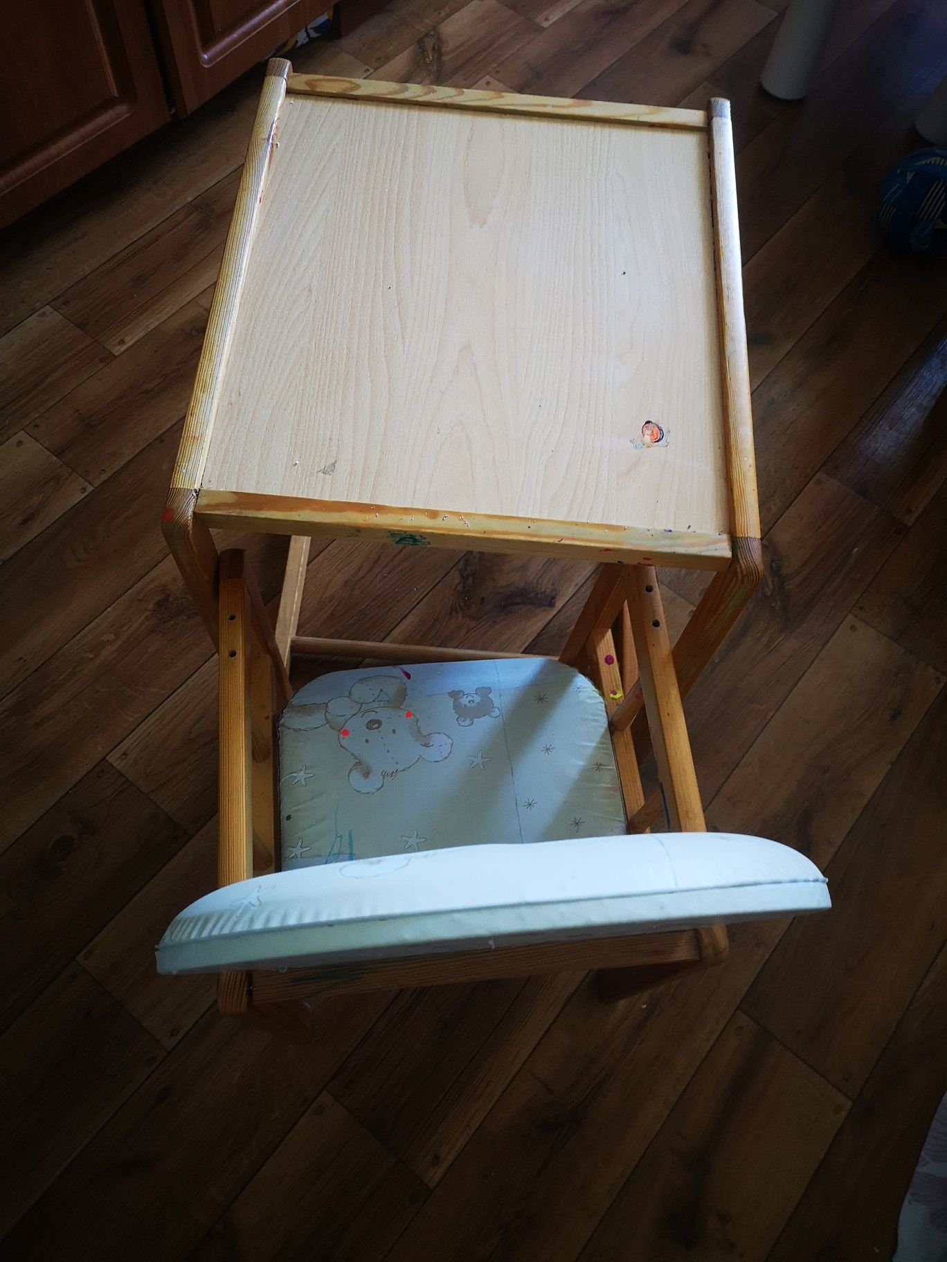 stolik plus krzesełko