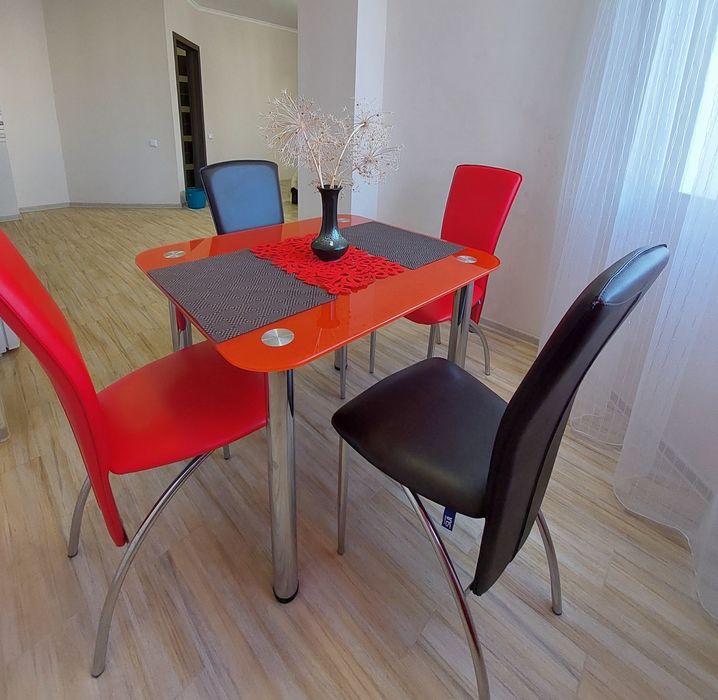 Нова  Квартирки-студія в  центрі