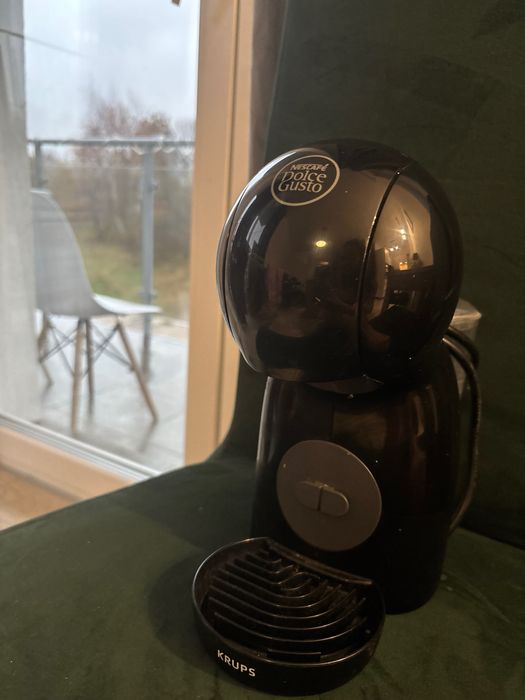 Ekspres ciśnieniowy KRUPS KP1A0 Dolce Gusto Piccolo XS czarny
