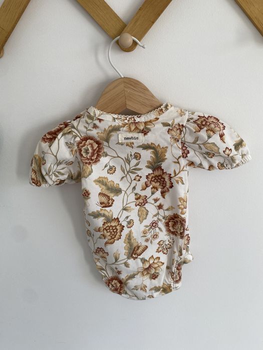 Body newbie bufki 56 brązowe kwiaty khaki