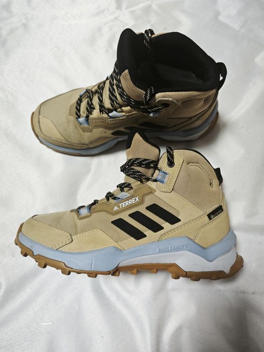 Дитячі черевики Adidas Terrex gore-tex  36р