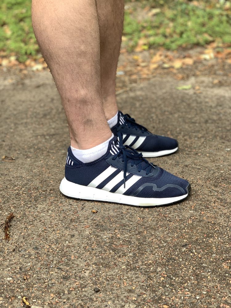 Кроссовки adidas swift run