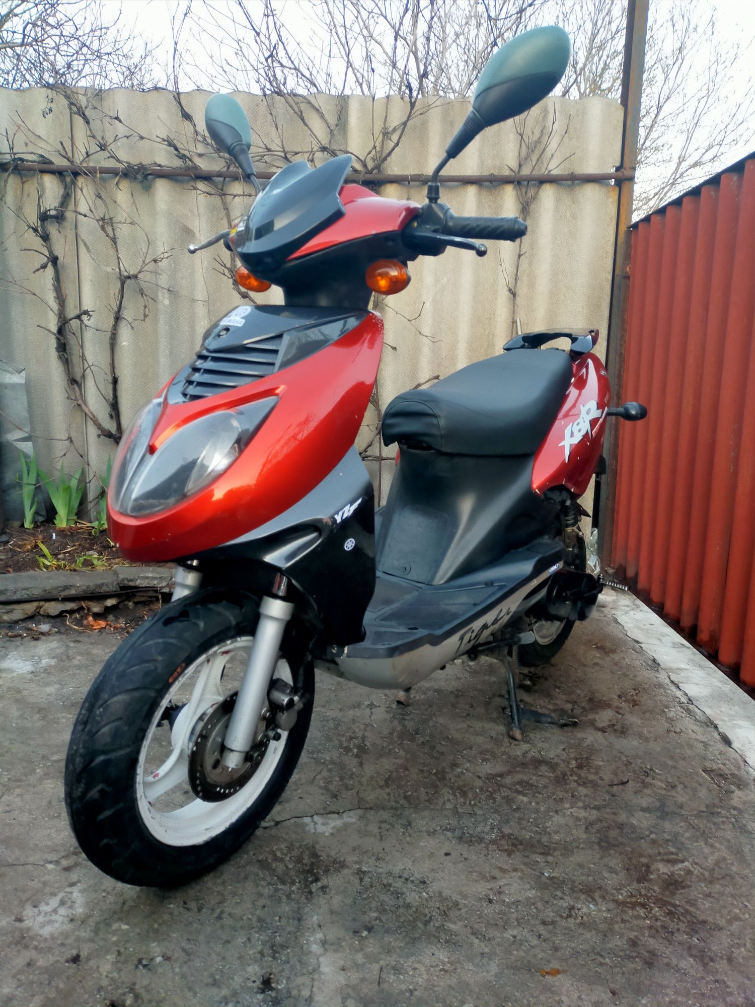 Продам скутер 50куб