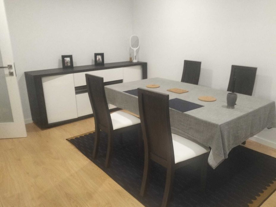 Conjunto de 4 Cadeiras de Jantar Arolla – Semi-Novas
