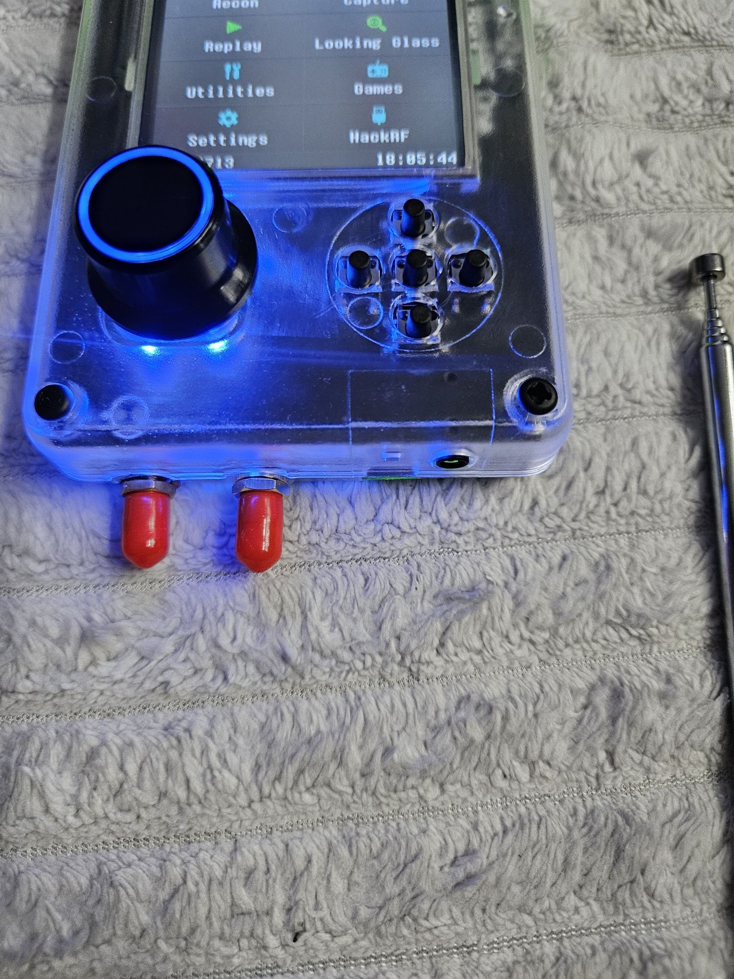 HackRf Portapack H2+ trx transceiver ssb aprs adsb spoof gps bluetooth