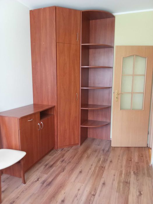 Wynajmę pokój w mieszkaniu trzypokojowym