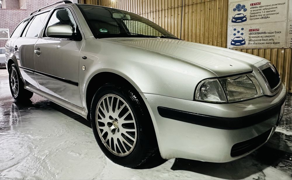 Skoda Oktavia Tour 1.9TDI klima 6 ступка