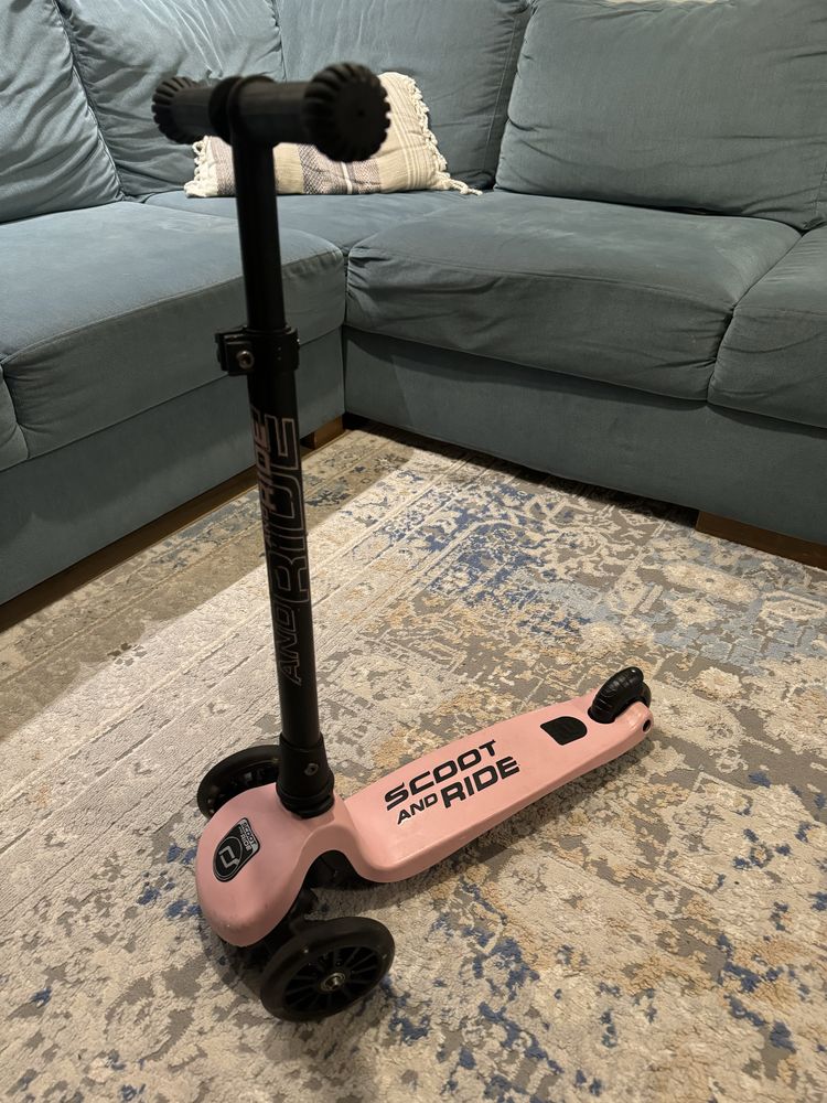 Hulajnoga Scoot and Ride 3 (led, składana)