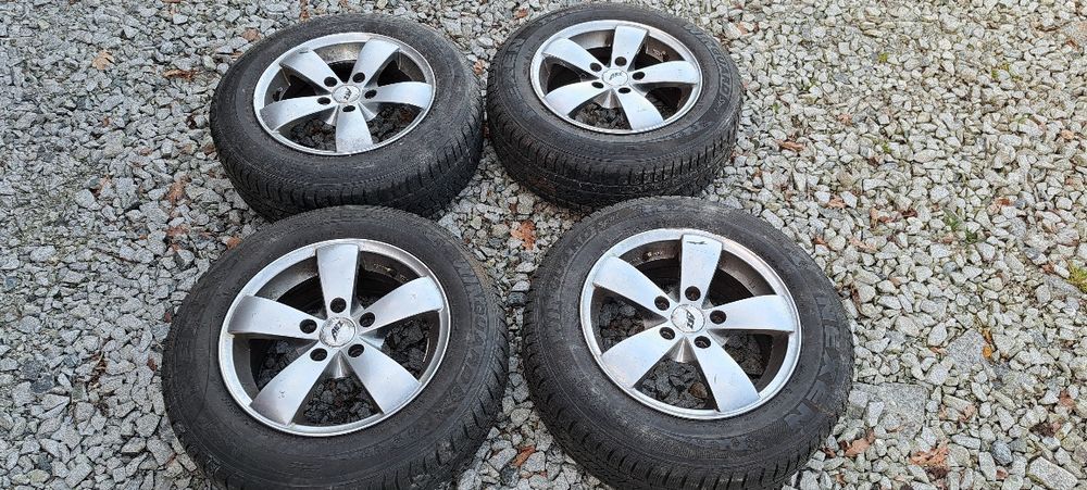 Felgi aluminiowe15" z oponami ET 48