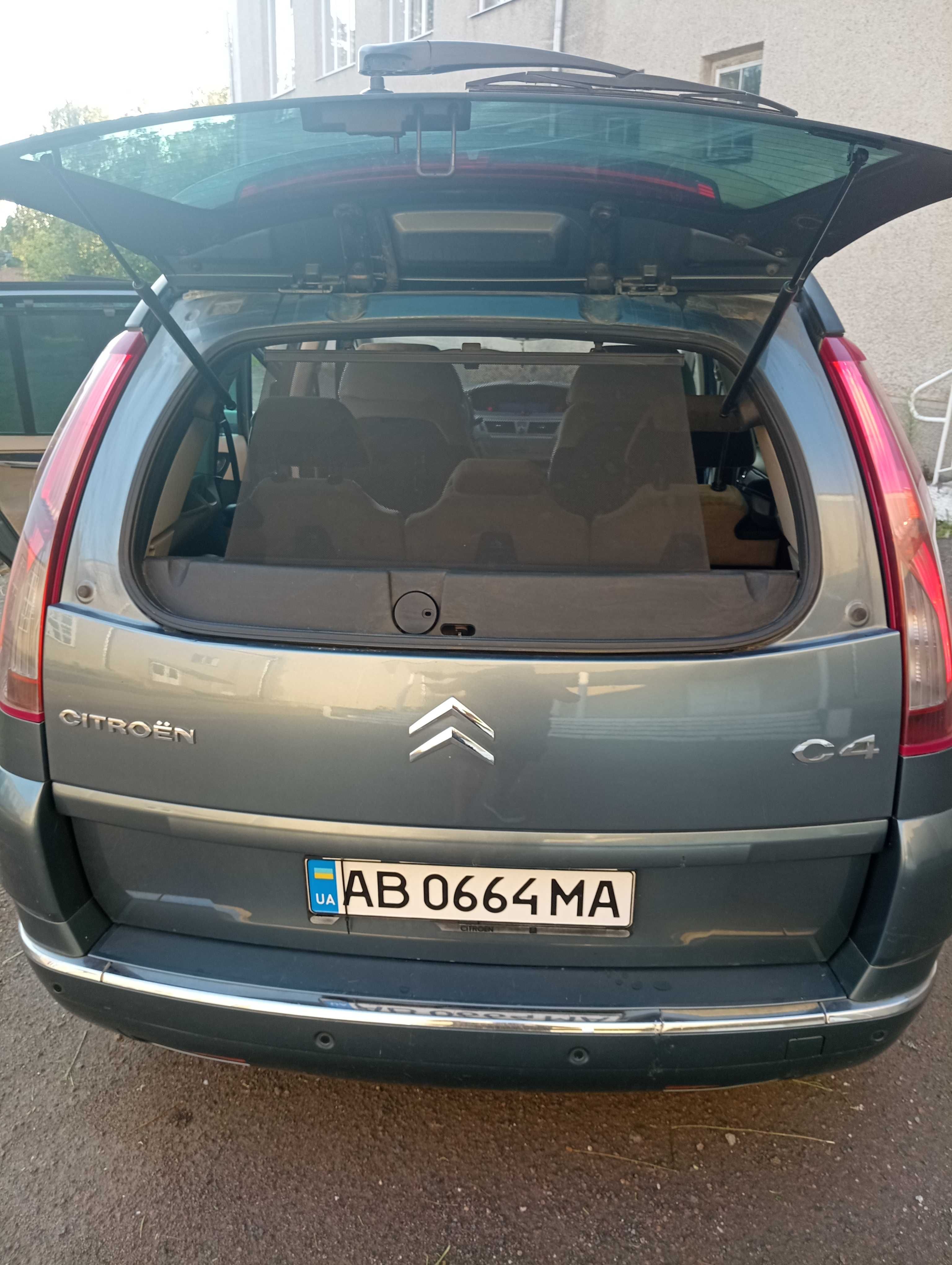 Продам Citroen Grand C4 Picasso