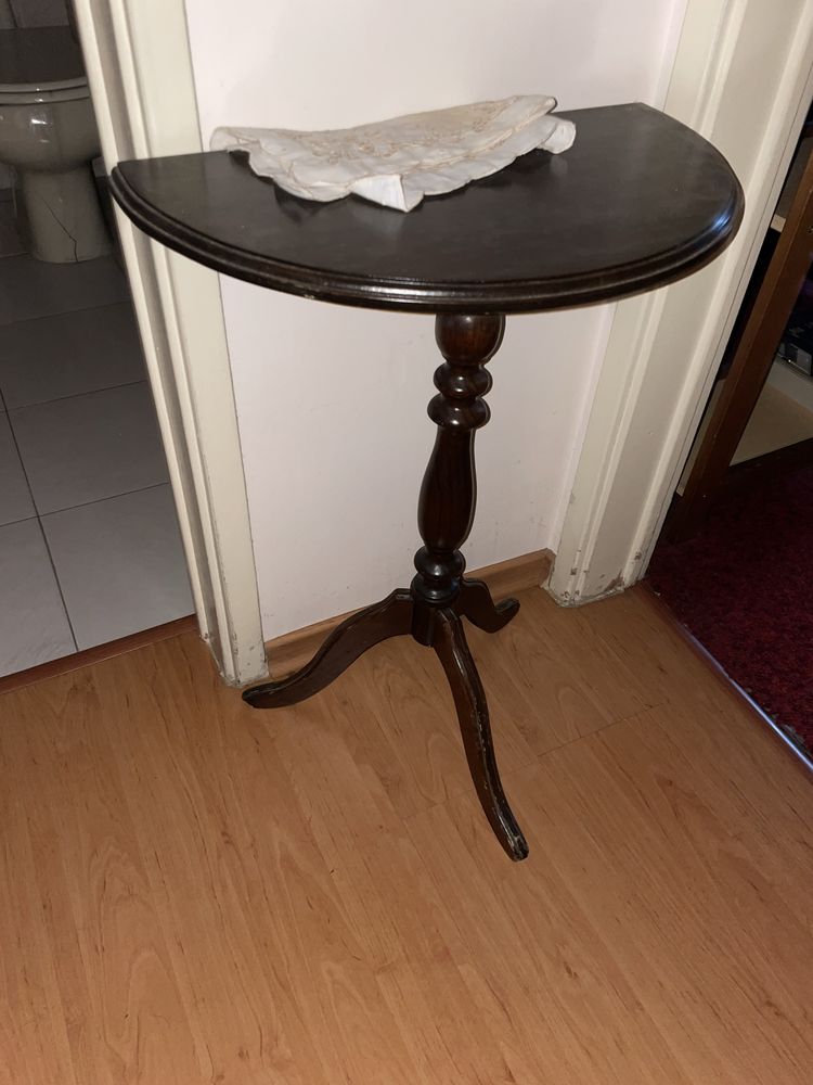 Mesa pé de galo