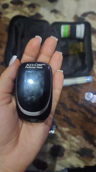 Глюкометр б/у, accu-chek