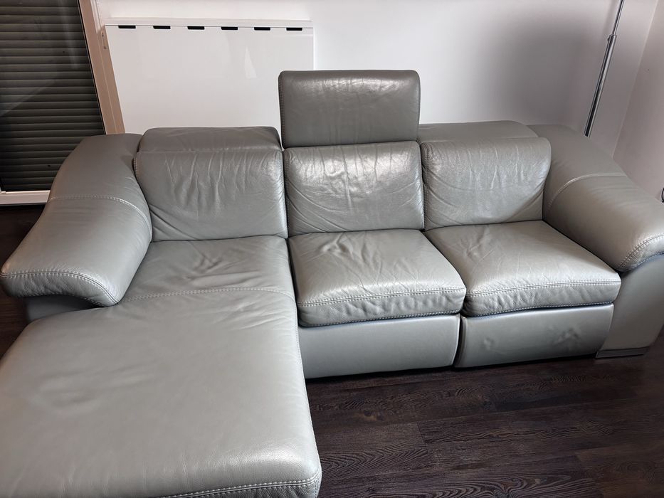 Kanapa Kler, szara, skorzana + pufa