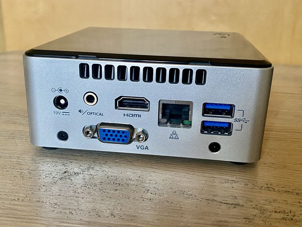 Komputer Intel® NUC Kit NUC5PPYH 8GB RAM 1TB HDD