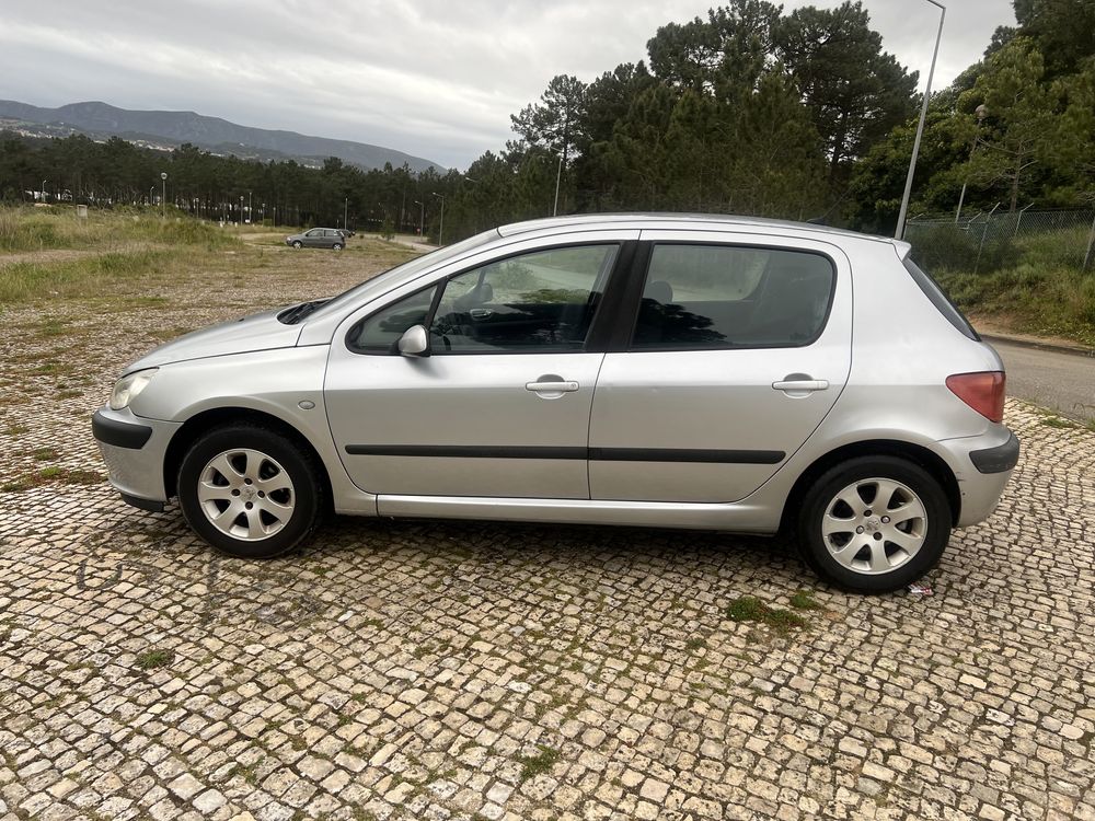 Peugeot 307 1.4 Hdi - Financiamento