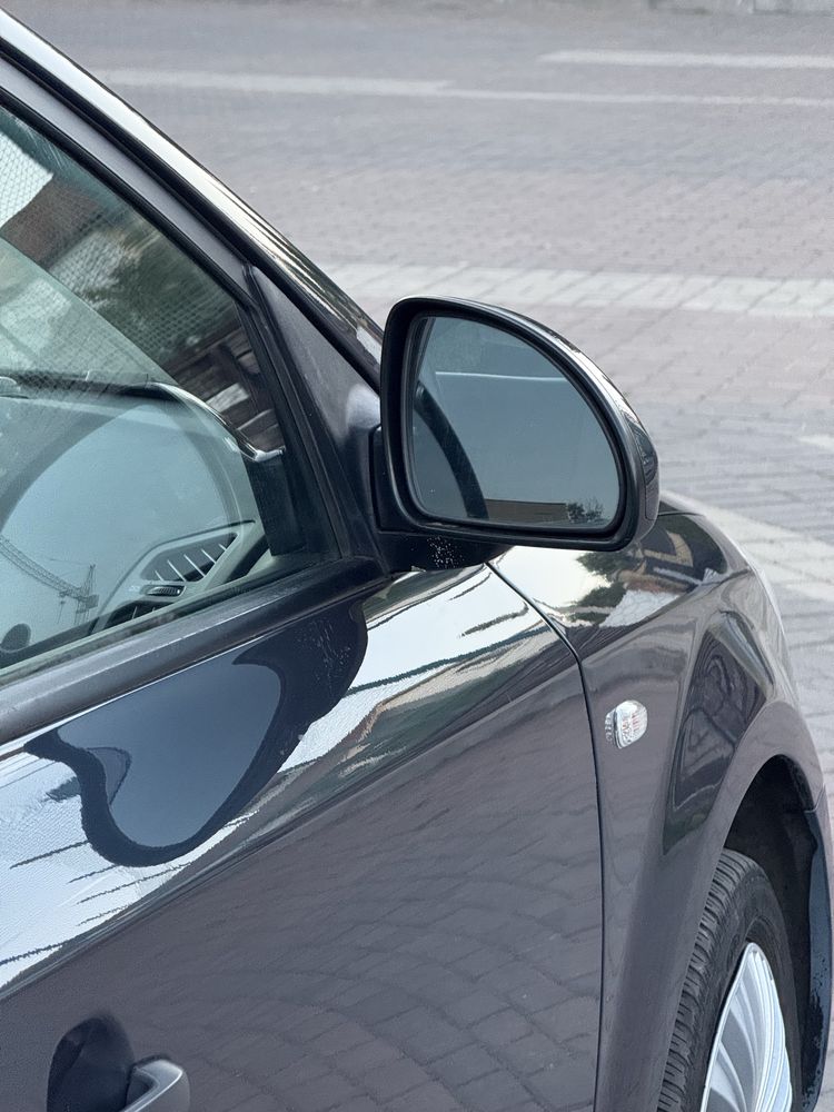Автомобіль Kia ceed