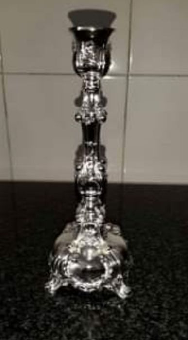 Castiçal Vintage prateado pequeno 17 cms novo em estado impecável