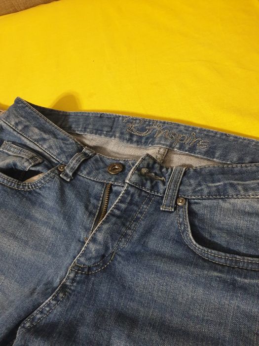 Spodnie Jeansy M 26